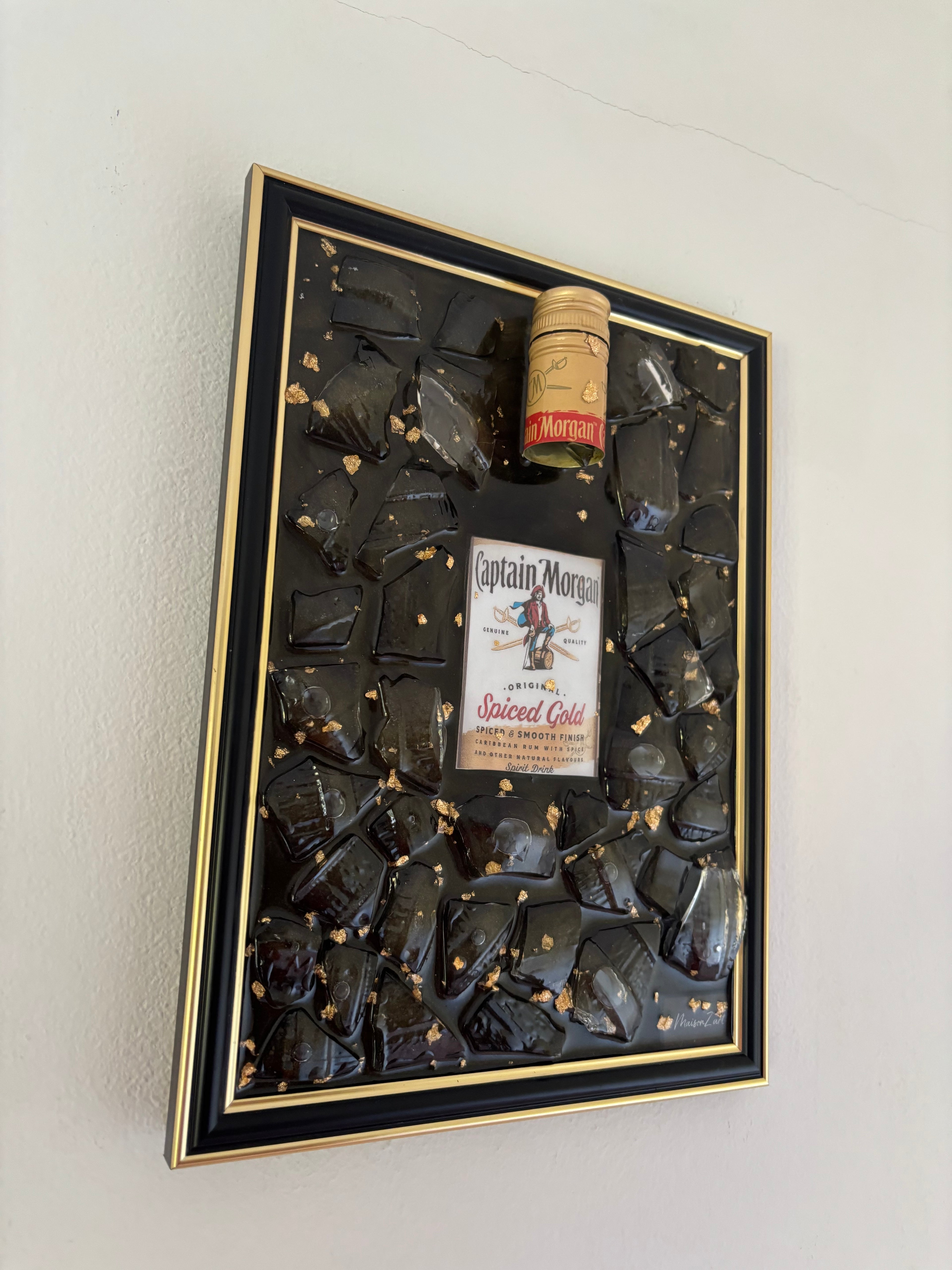 Cadre Captain Morgan – Pièce unique fait main