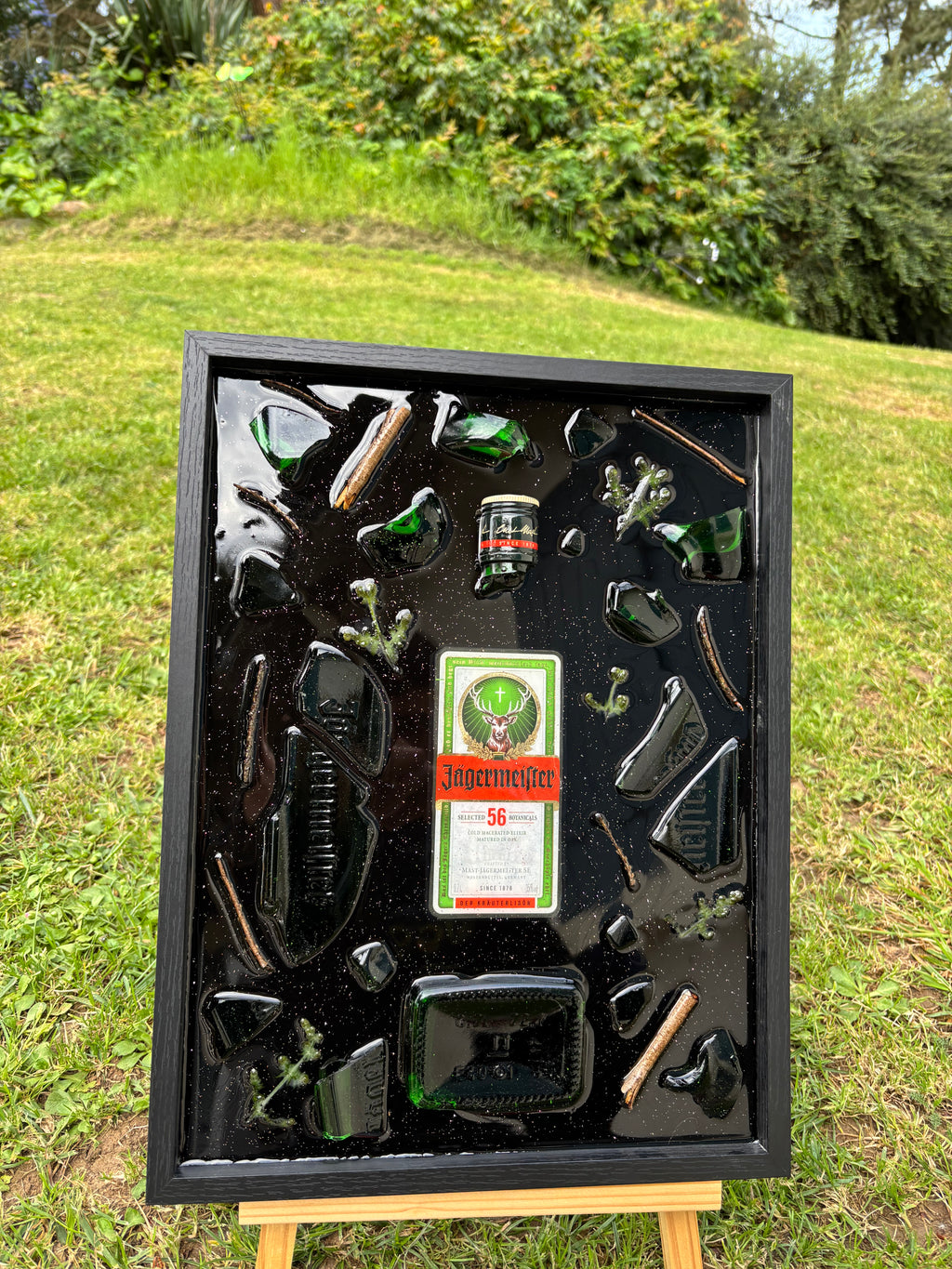 Cadre en résine Jägermeister - pièce unique