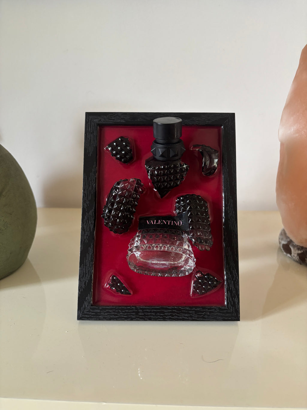 Cadre Valentino Rouge passion - pièce unique fait main