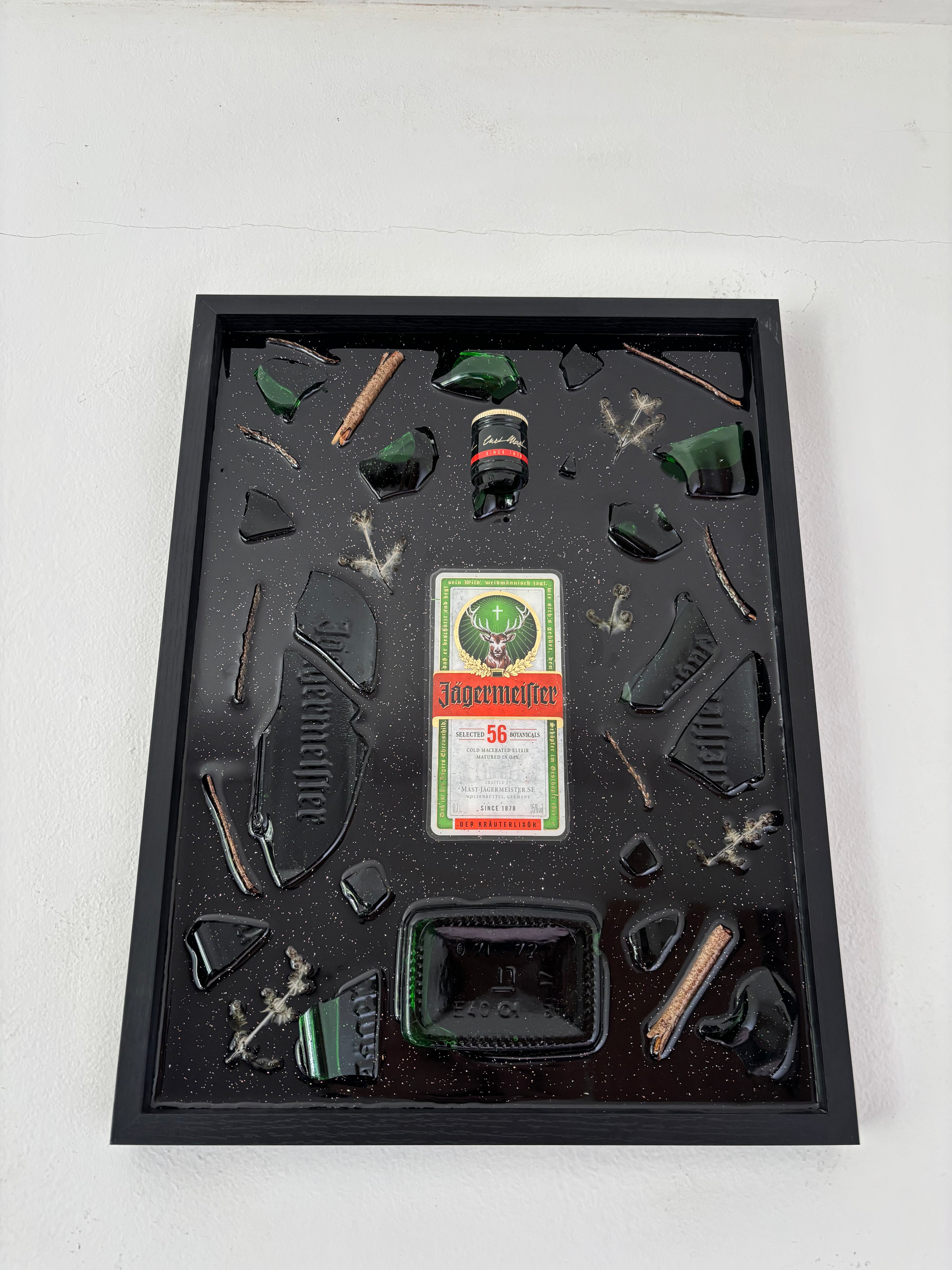 Cadre en résine Jägermeister - pièce unique